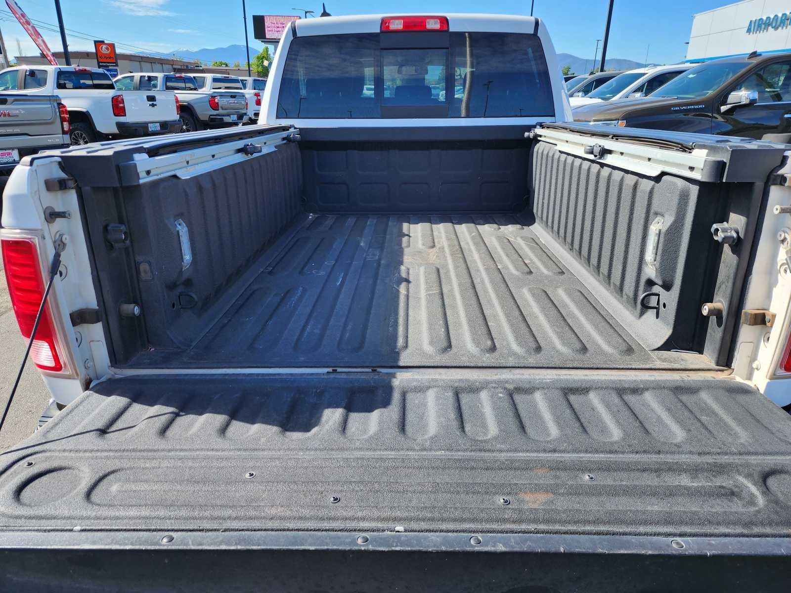 2018 RAM 1500 Laramie 4x4 Quad Cab 6'4" Box